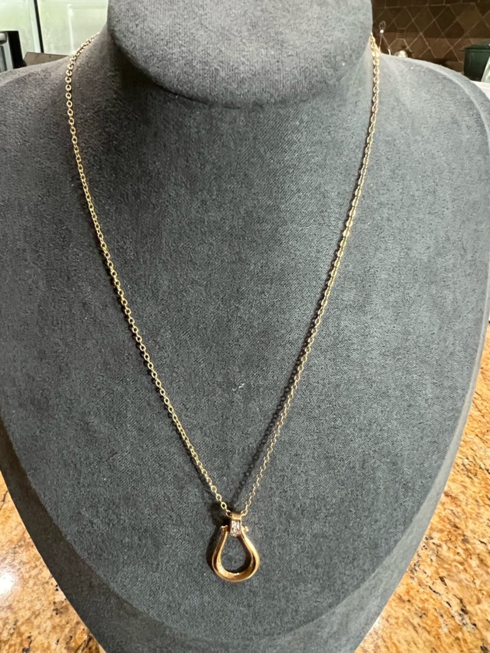 Gold Teardrop Pendant Necklace - Women Jewelry